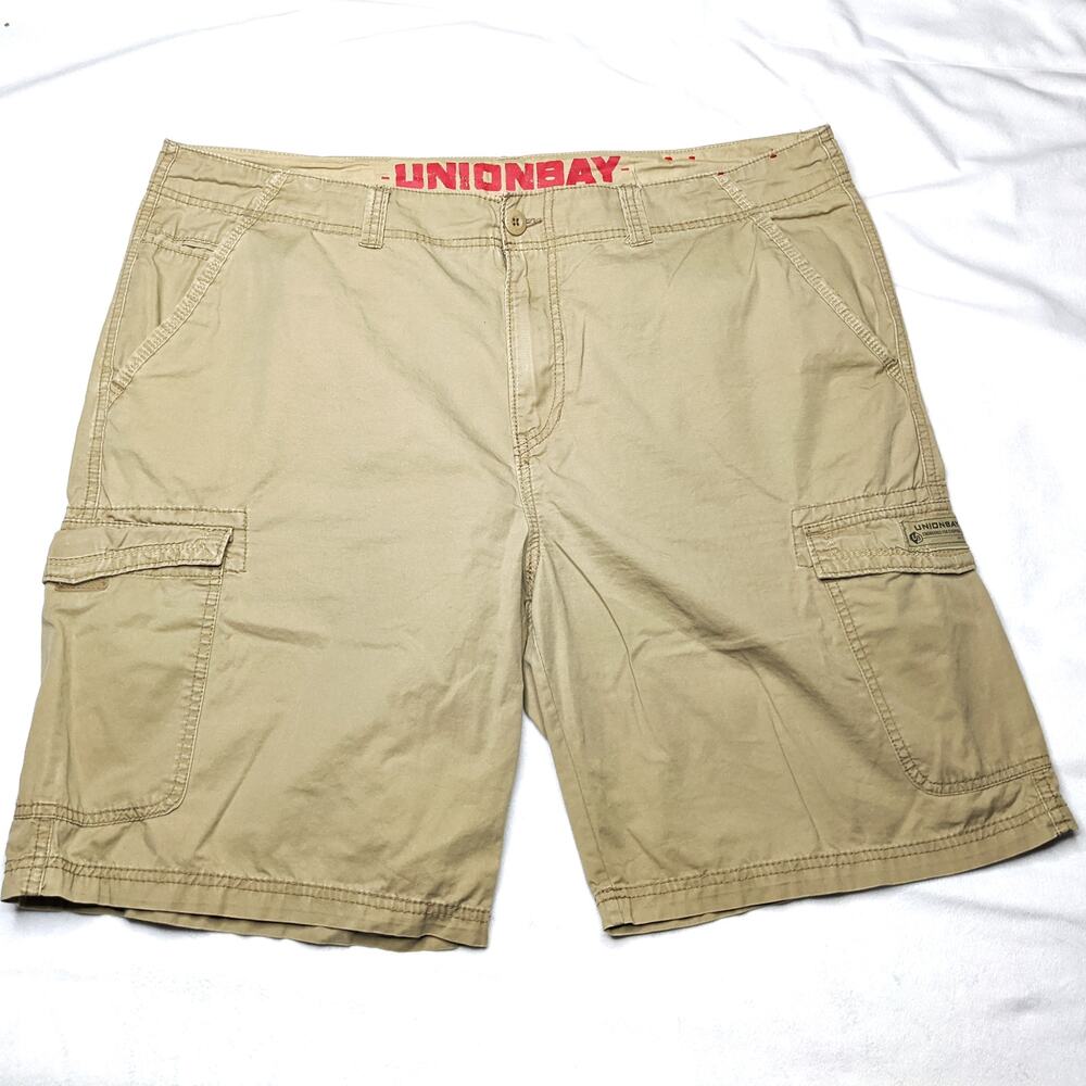 Unionbay Cargo Shorts Men's Khaki Flat Front 42 Great